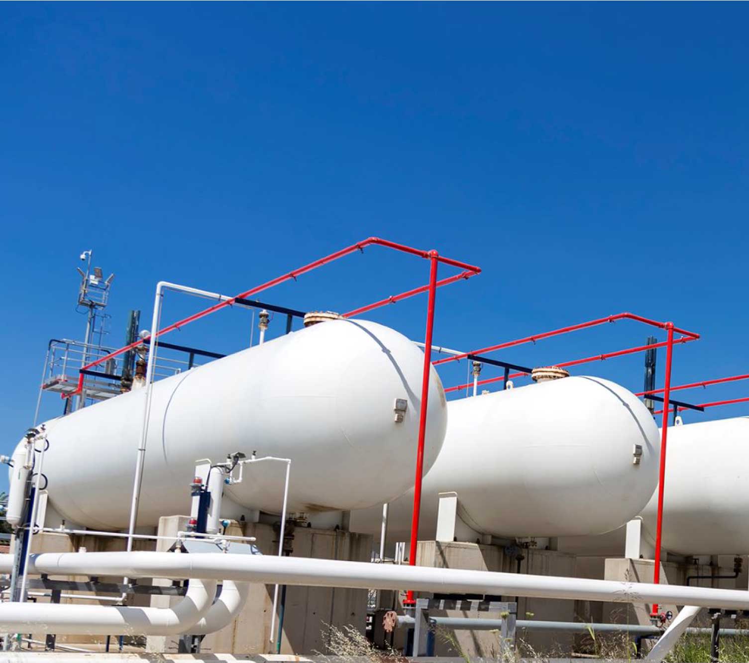 TOPCRANE-GLOBAL-SERVICES—PIPELINE-CONSTRUCTION–MAINTENANCE-REPAIRS-WELDING-IN-PORT-HARCOURT-LAGOS-NIGERIA-3-trans-ecravos-pipeline-22111-wellhead-maintenance-lpg-gas-plants-tanks